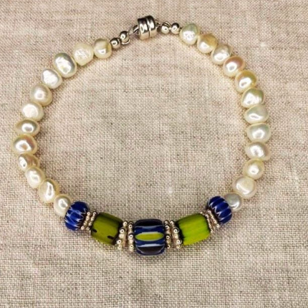 Samantha Pearl & Trade Bead Bracelet