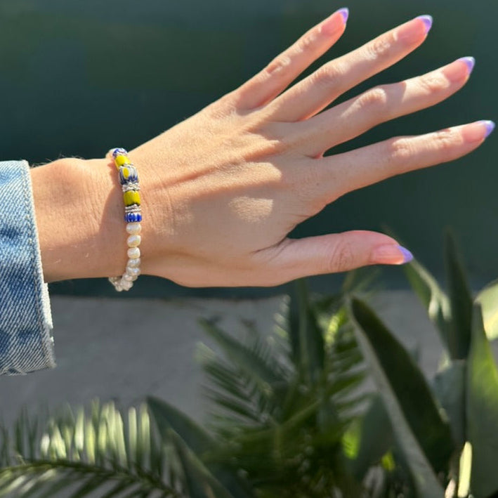 Samantha Pearl & Trade Bead Bracelet